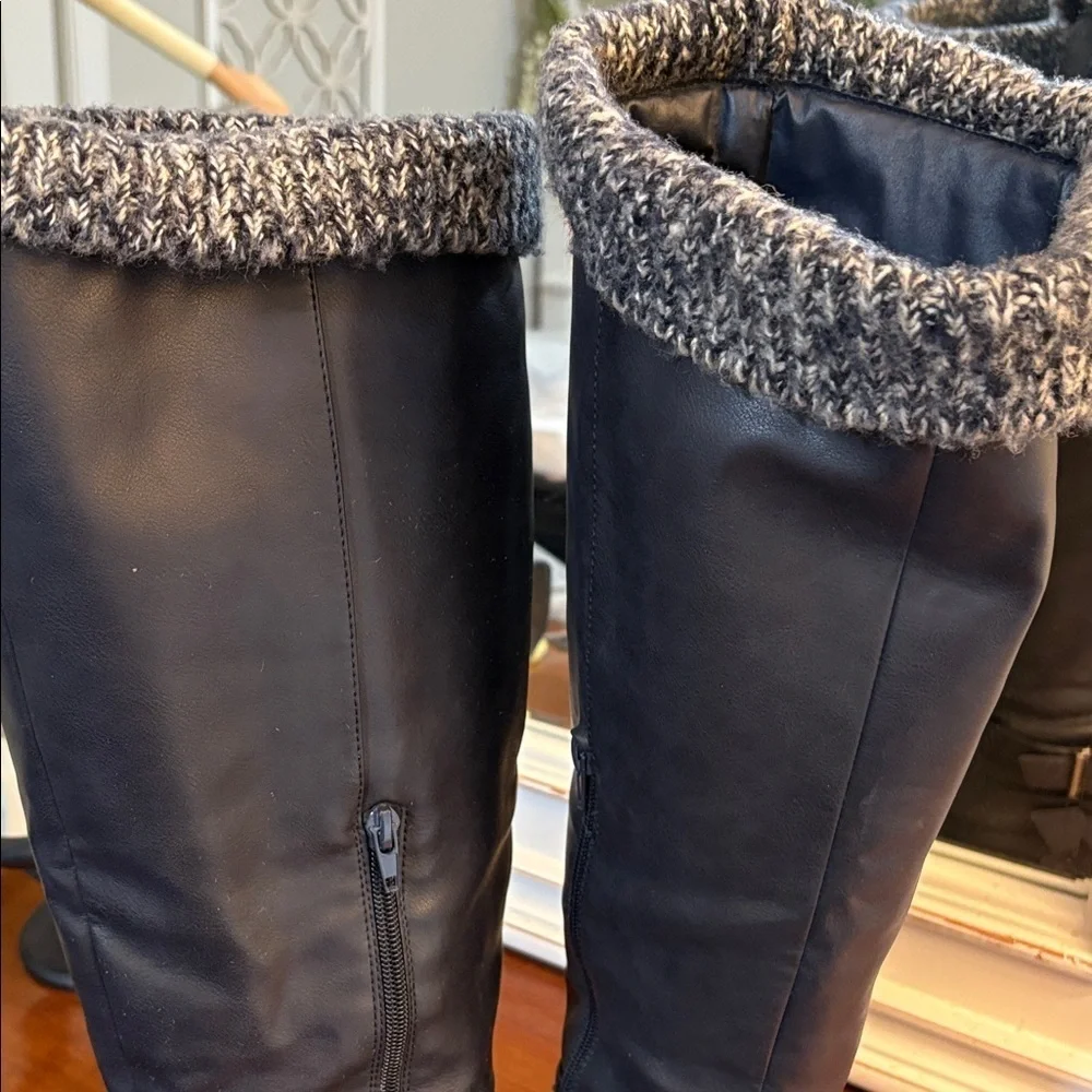 Just Fab Dark Navy Blue Winter Boots with sweater Trim Wide calf size 9